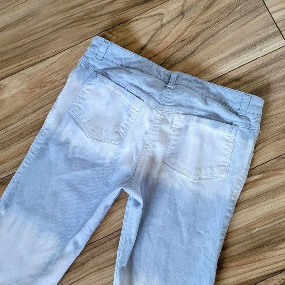 Chloé Glycine Tie Dye Striped Low Rise Boho Capri Jeans in Blue Cloud - Picture 8 of 14